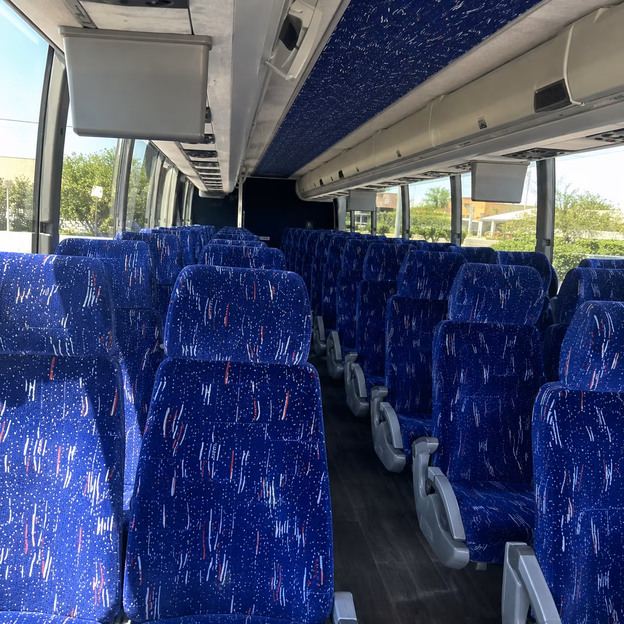 charter buses from delano to los angeles over the grapevine without the stress