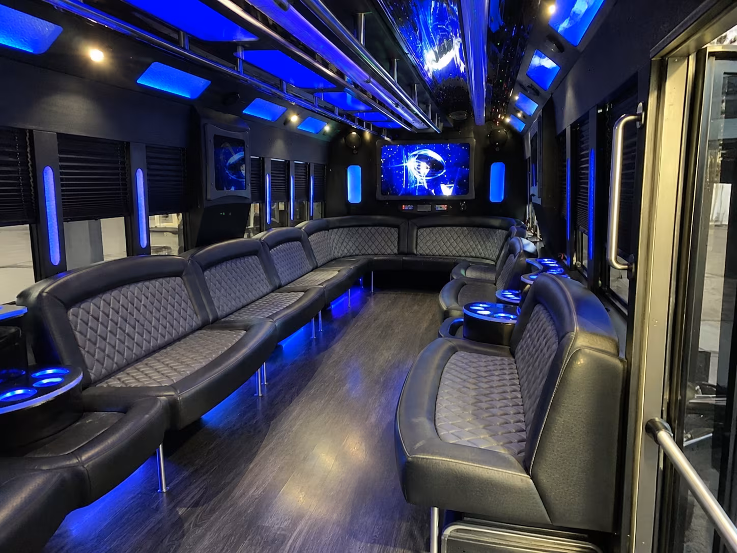delano 28 passenger party bus interior
