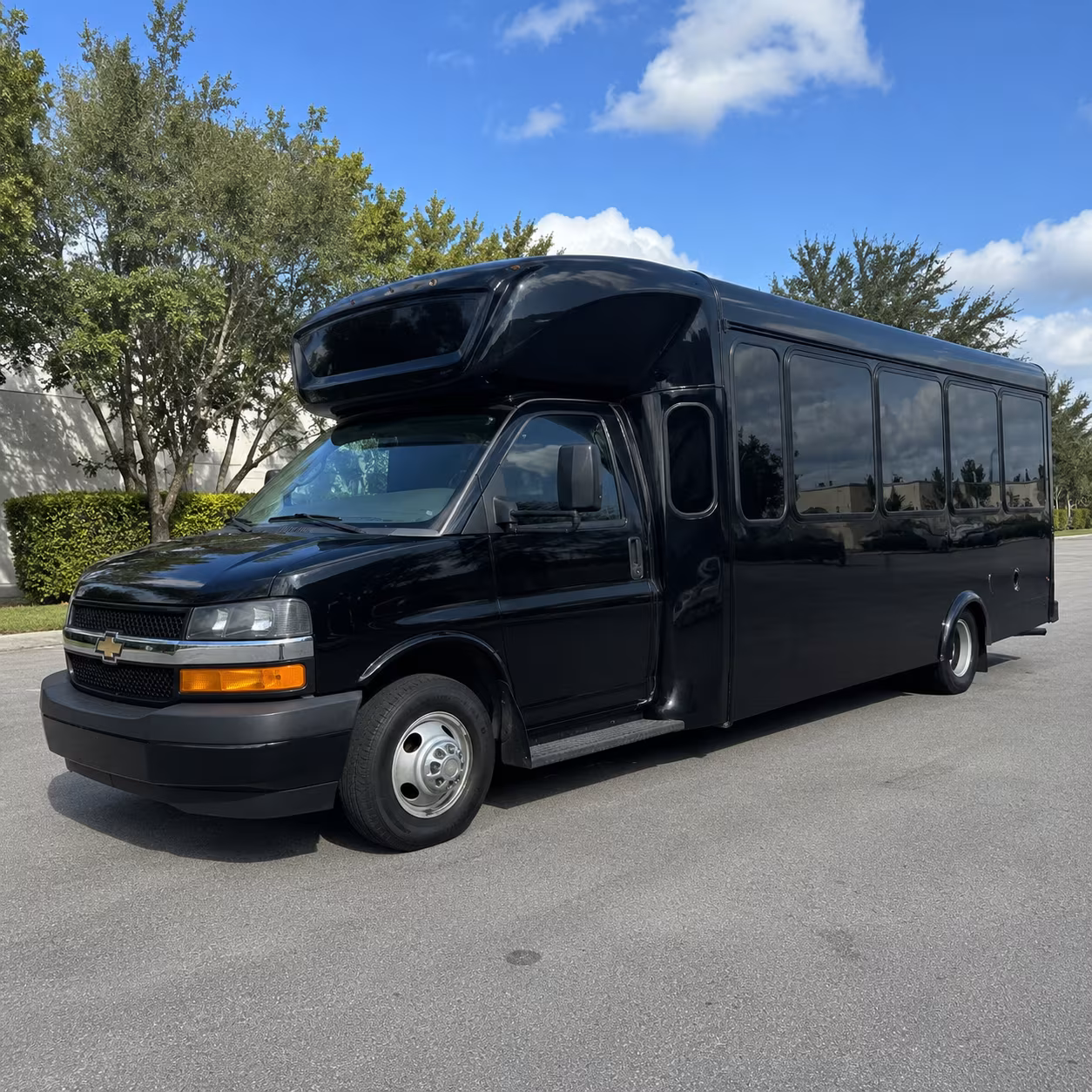 delano quinceanera sweet 16 party bus rental
