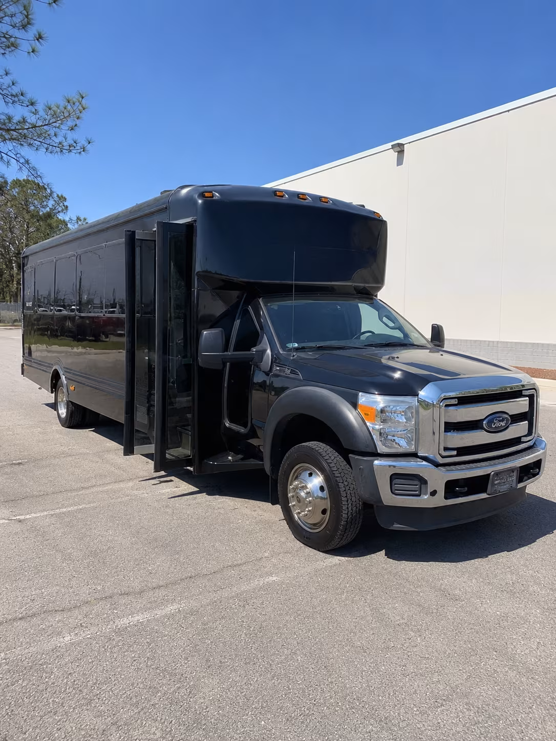 fresno bus rentals