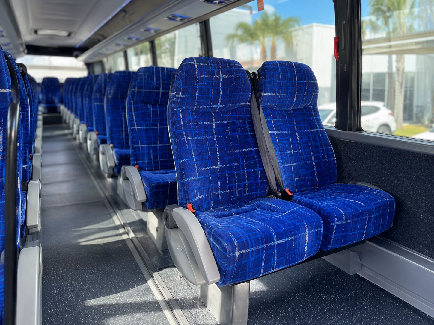large bridal party and multi stop wedding day transportation