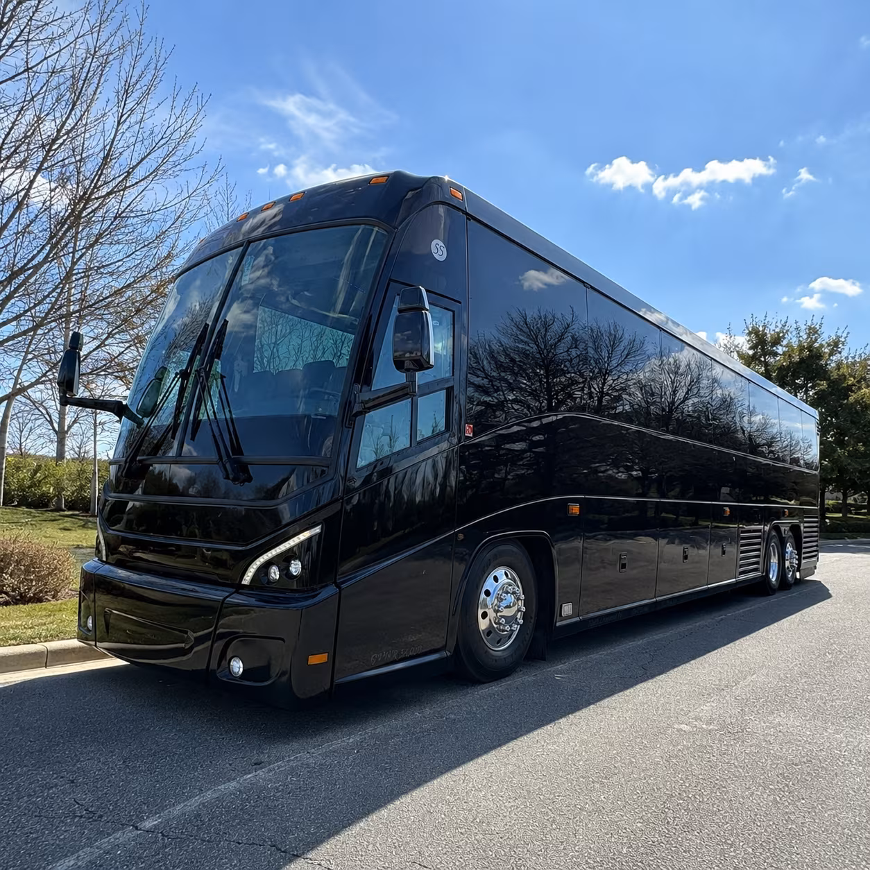 set up a recurring delano employee shuttle route that runs on your schedule