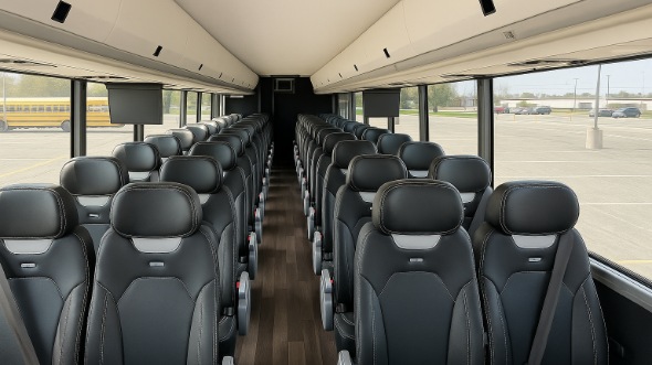 bakersfield 28 passenger minibus