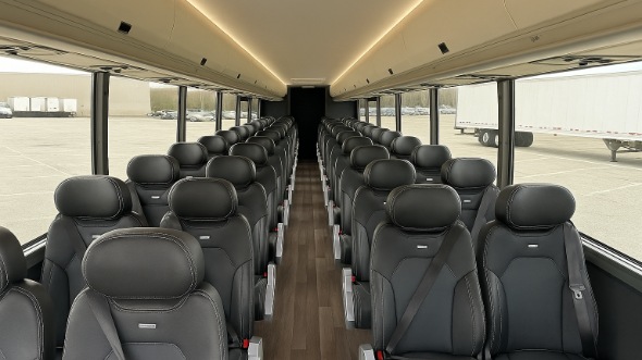 delano 28 passenger minibus rental