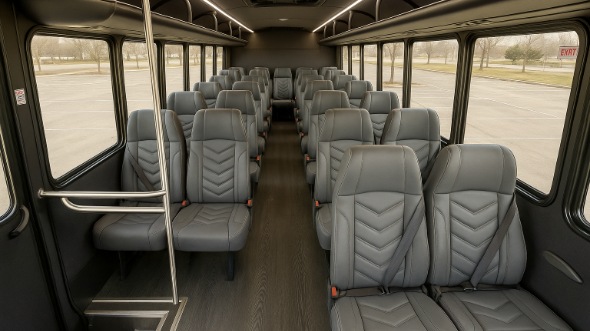 delano 30 passenger minibus rental